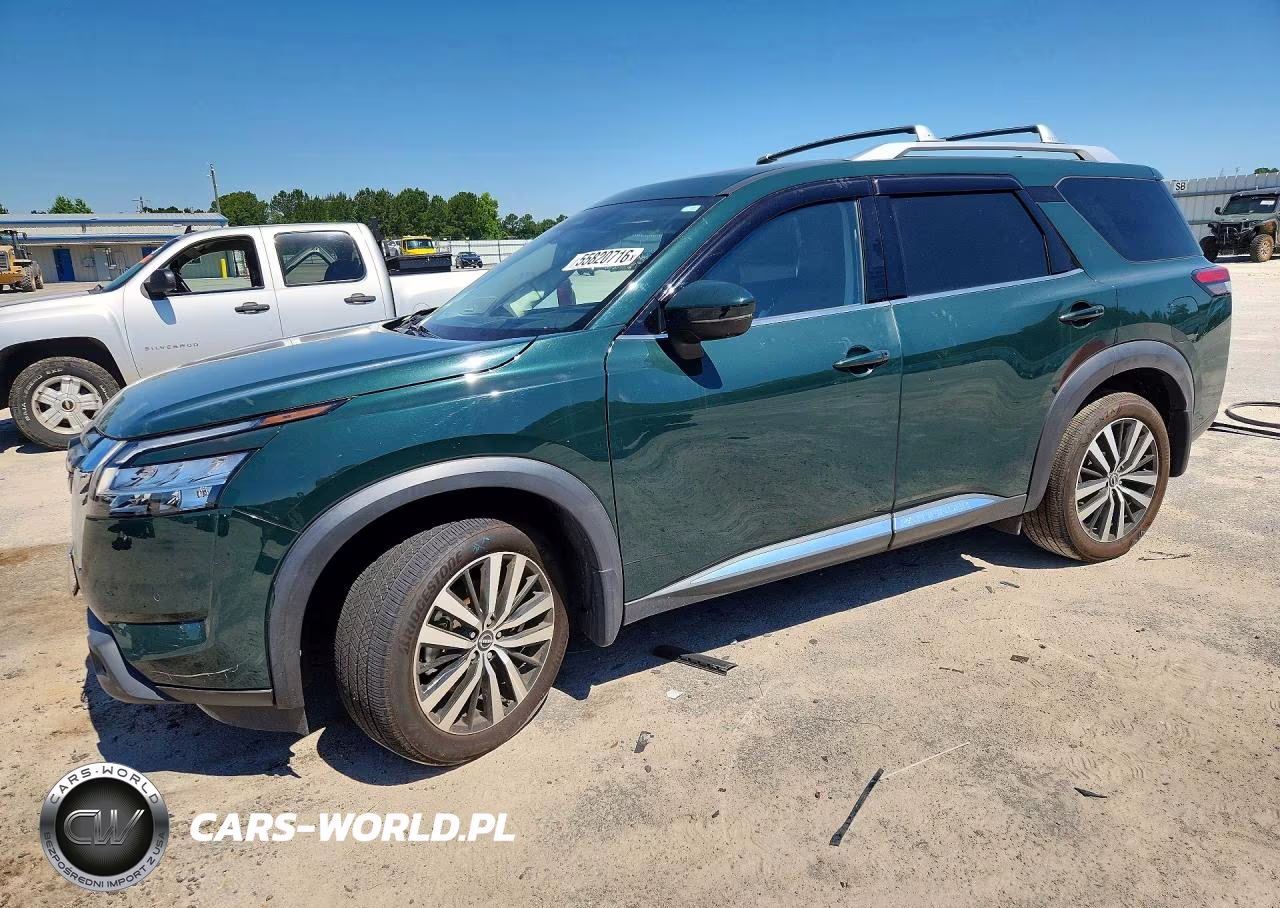 2023 Nissan Pathfinder Platinum – zdjęcie 1 z 13