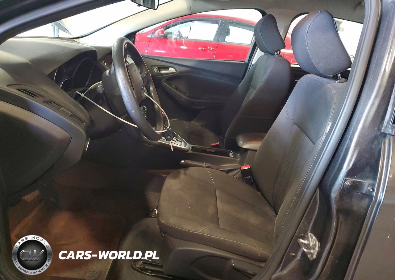 2017 Ford Focus Se VIN:1FADP3K26HL213242 - 7