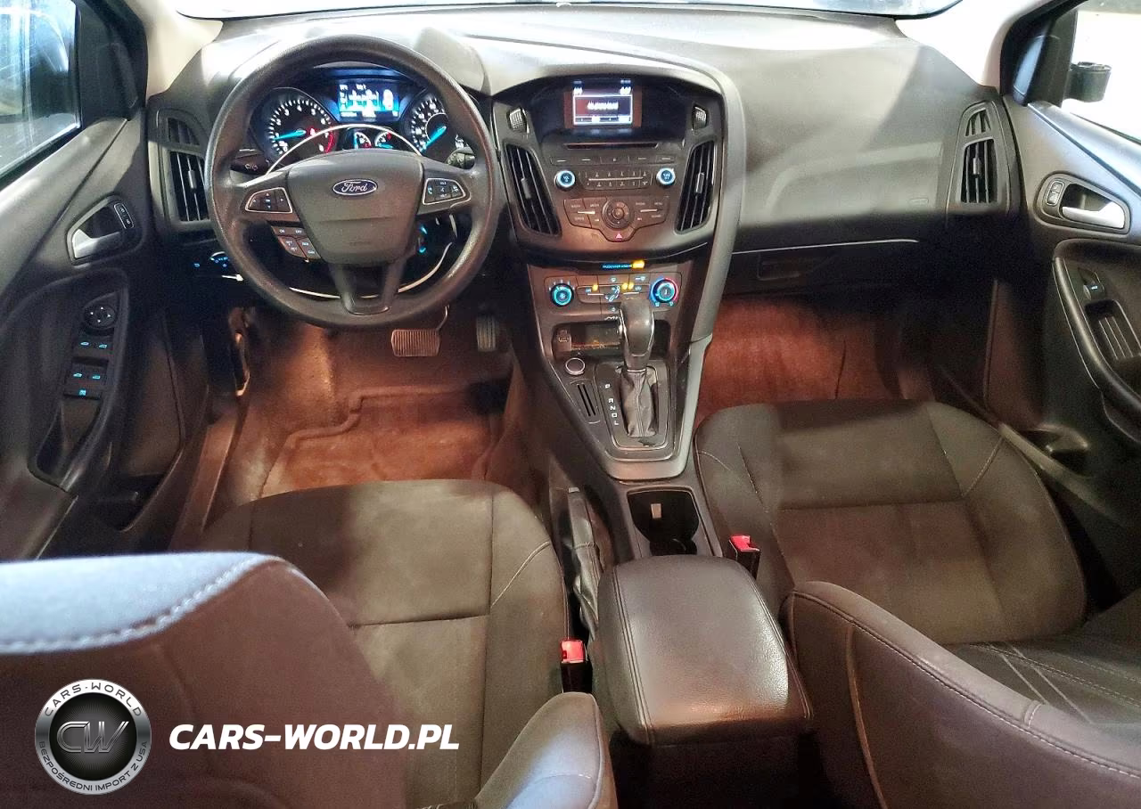 2017 Ford Focus Se VIN:1FADP3K26HL213242 - 8