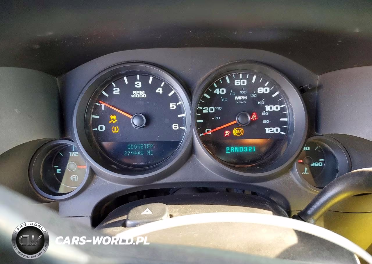 2012 Chevrolet Silverado C1500 VIN:1GCRCPEA7CZ337208 - 9