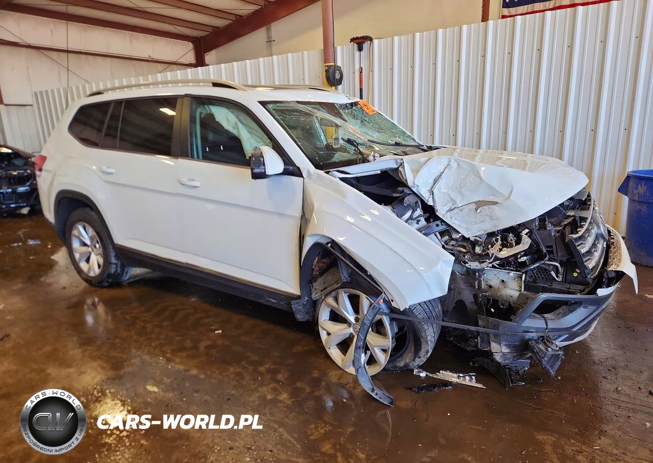 2018 Volkswagen Atlas Sel VIN:1V2MR2CA1JC581126 - 4