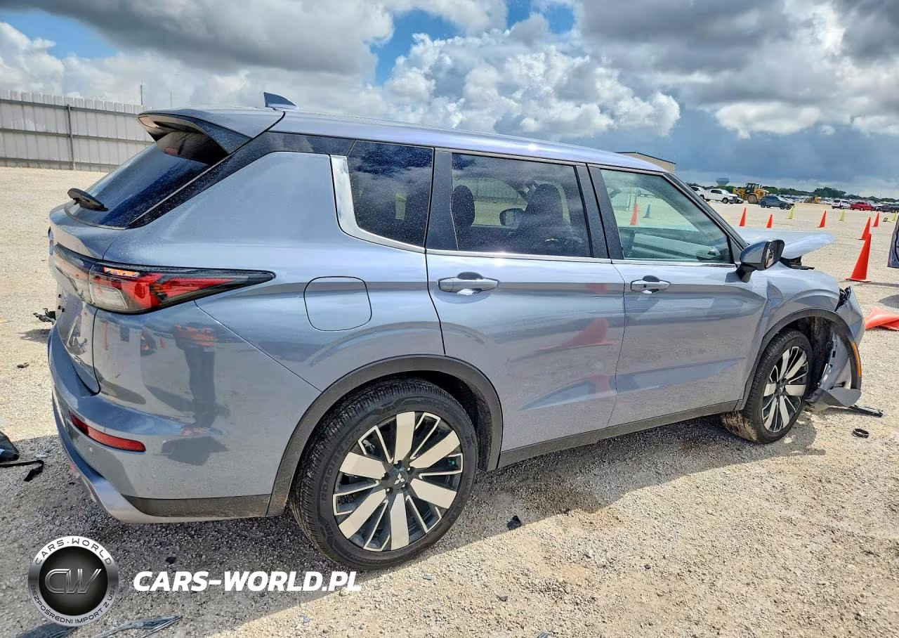 2026 Mitsubishi Outlander Se VIN:JA4J3VAB0TZ027752 - 3