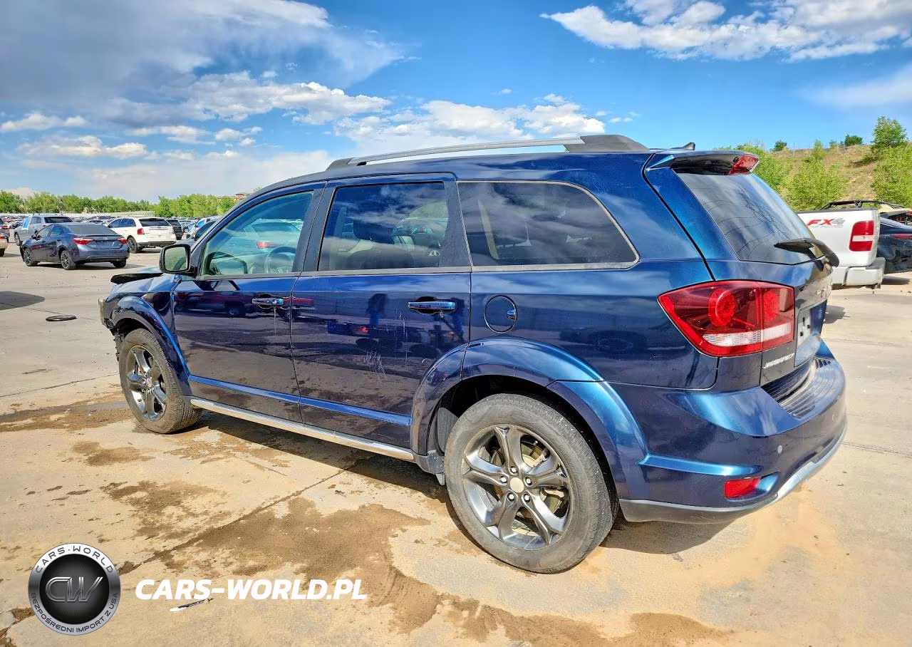 2015 Dodge Journey Crossroad VIN:3C4PDCGB9FT727998 - 2