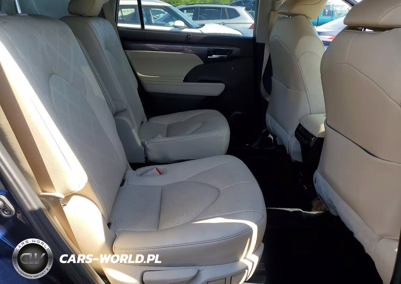 2021 Toyota Highlander Hybrid Platinum VIN:5TDEBRCH6MS036543 - 11