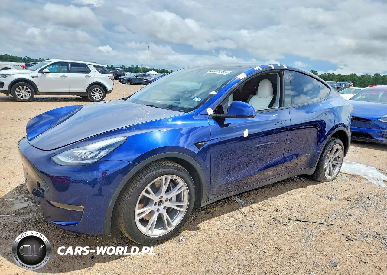 2023 Tesla Model Y – zdjęcie 1 z 12