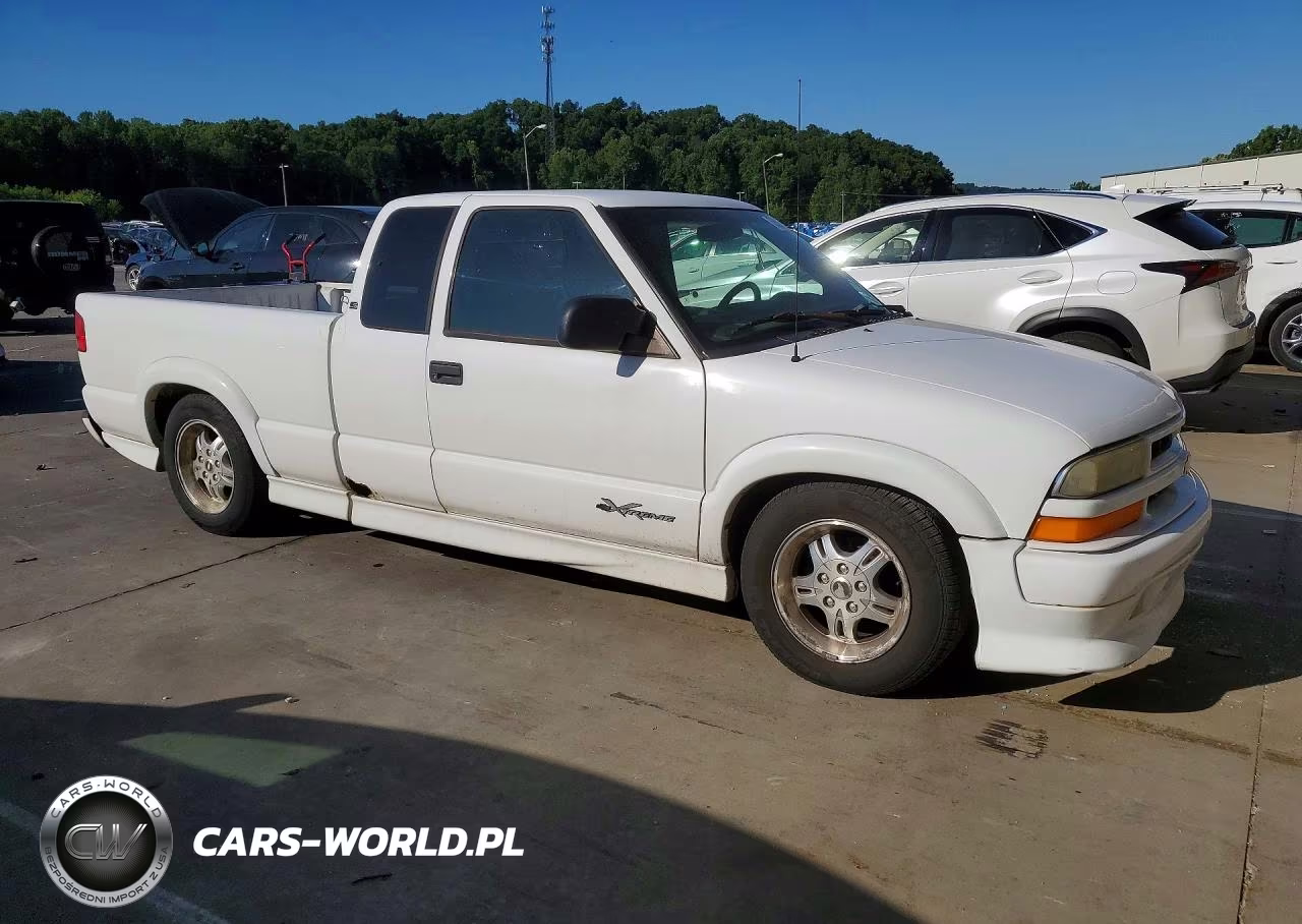 2002 Chevrolet S Truck S10 VIN:1GCCS19W828136966 - 4
