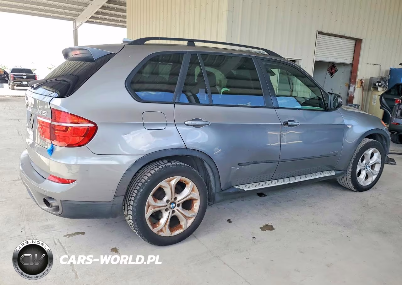 2012 BMW X5 xDrive35I VIN:5UXZV4C51CL745591 - 3