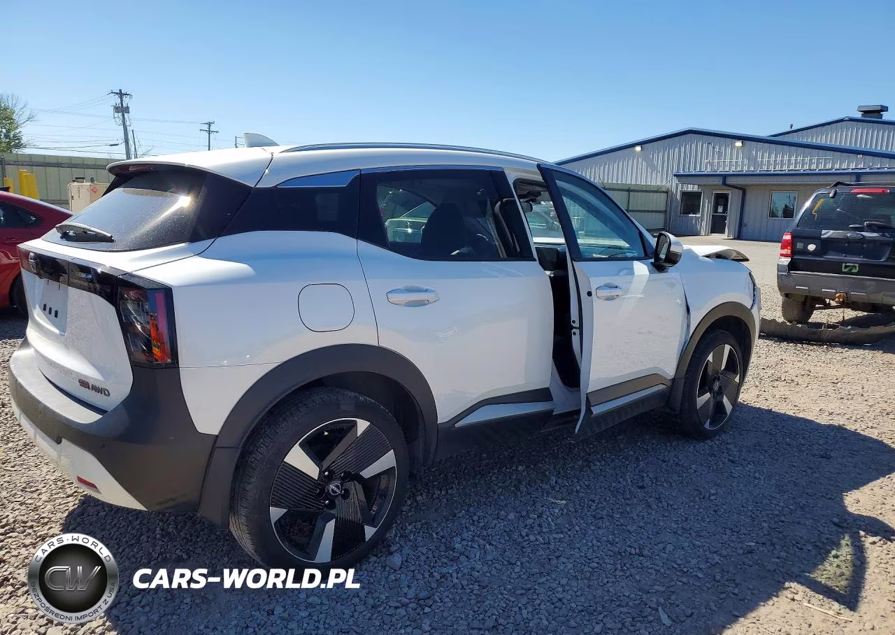 2025 Nissan Kicks Sr VIN:3N8AP6DB9SL345276 - 3