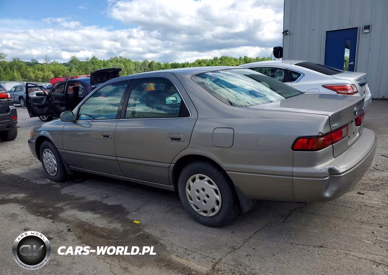 1999 Toyota Camry Le VIN:4T1BG22K2XU467434 - 2