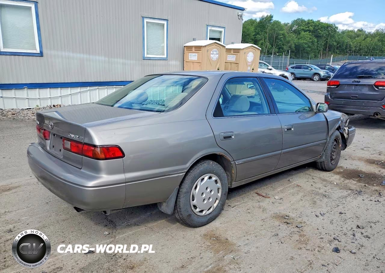 1999 Toyota Camry Le VIN:4T1BG22K2XU467434 - 3