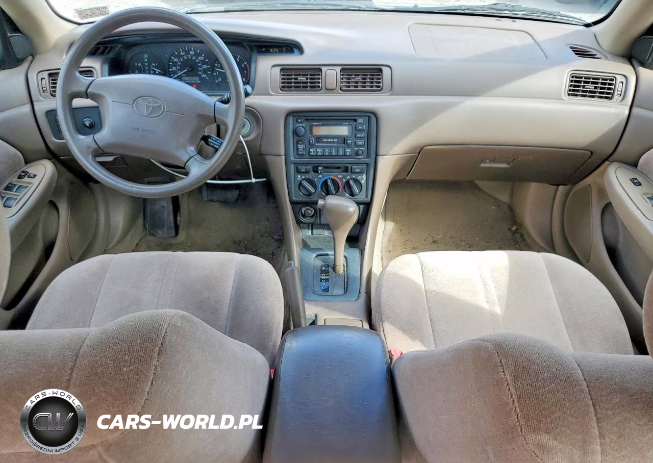 1999 Toyota Camry Le VIN:4T1BG22K2XU467434 - 8