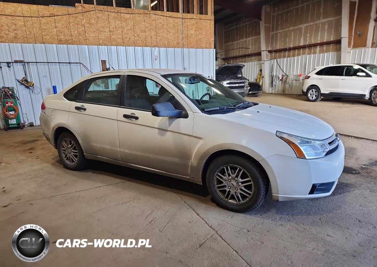 2009 Ford Focus Se VIN:1FAHP35N69W225561 - 4