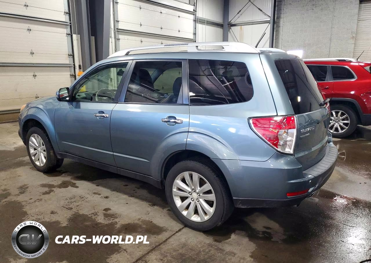 2011 Subaru Forester Touring VIN:JF2SHAHC2BH778490 - 2