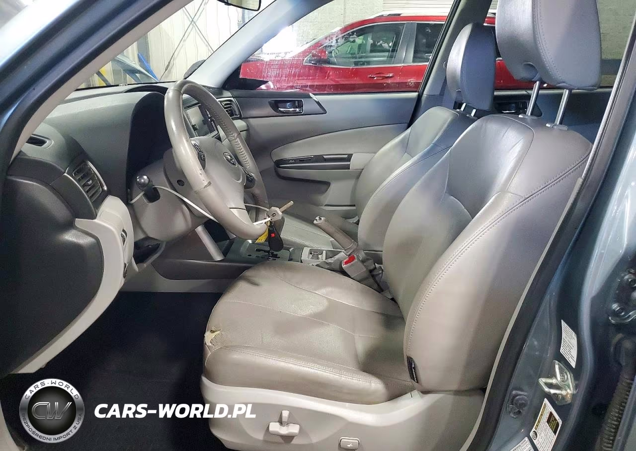 2011 Subaru Forester Touring VIN:JF2SHAHC2BH778490 - 7