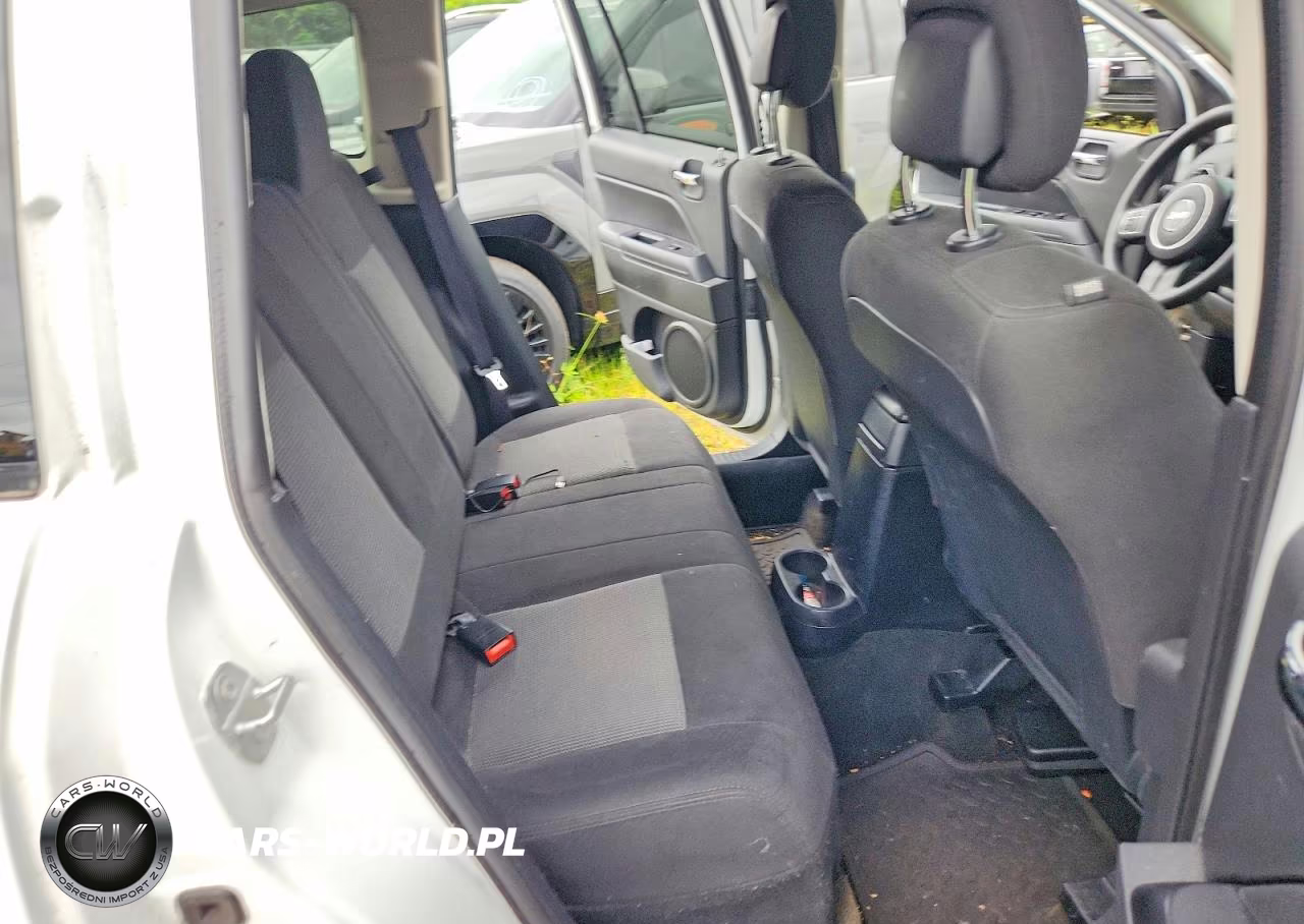 2016 Jeep Compass Sport VIN:1C4NJDBB3GD752822 - 11
