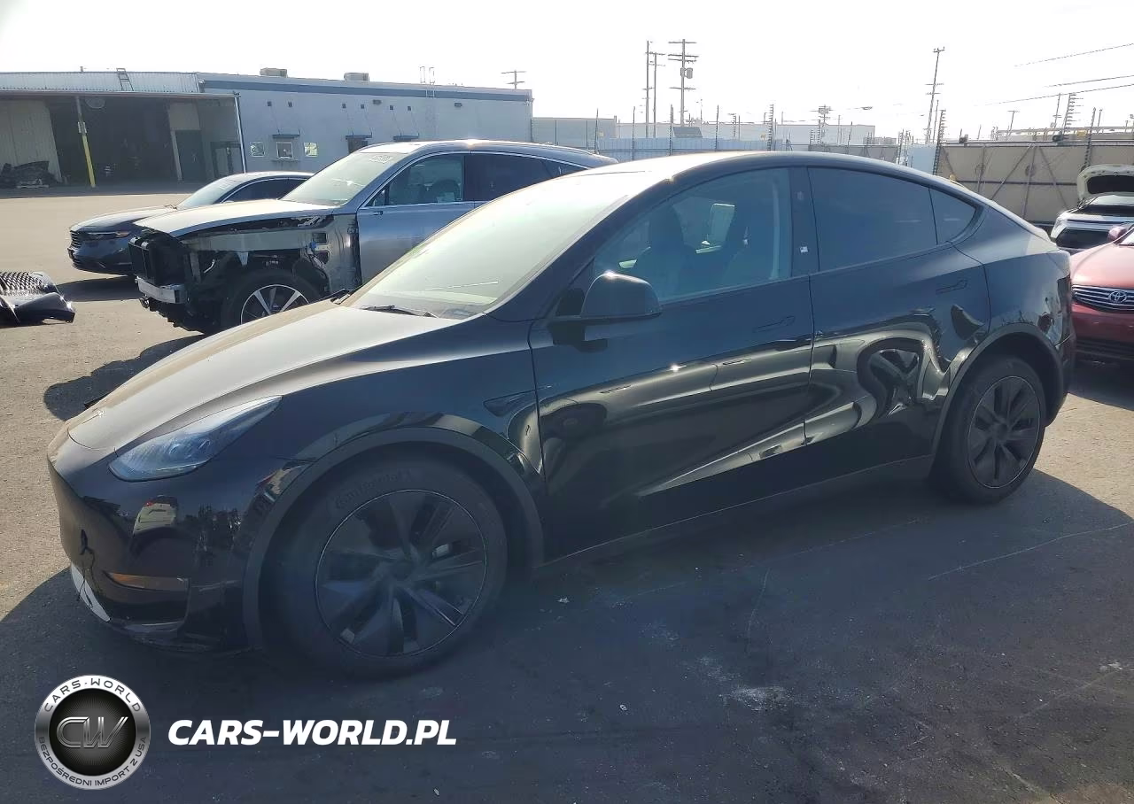 2024 Tesla Model Y – zdjęcie 1 z 14