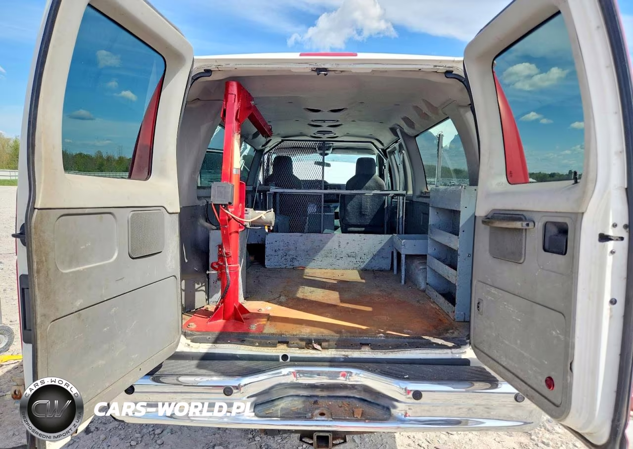 2009 Ford Econoline E350 Super Duty Wagon VIN:1FBSS31S49DA88159 - 10