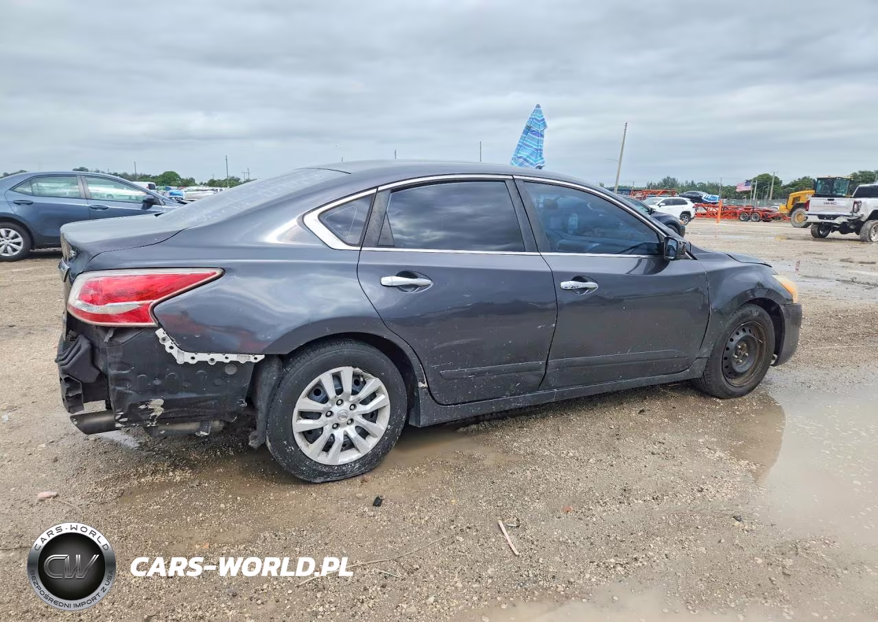 2014 Nissan Altima 2.5 S VIN:1N4AL3AP0EC901079 - 3