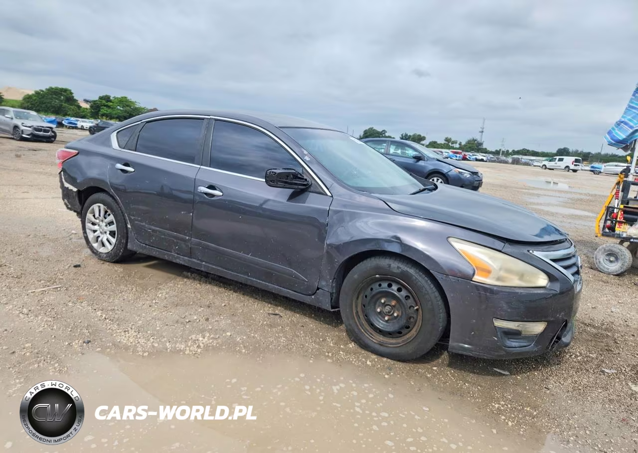 2014 Nissan Altima 2.5 S VIN:1N4AL3AP0EC901079 - 4
