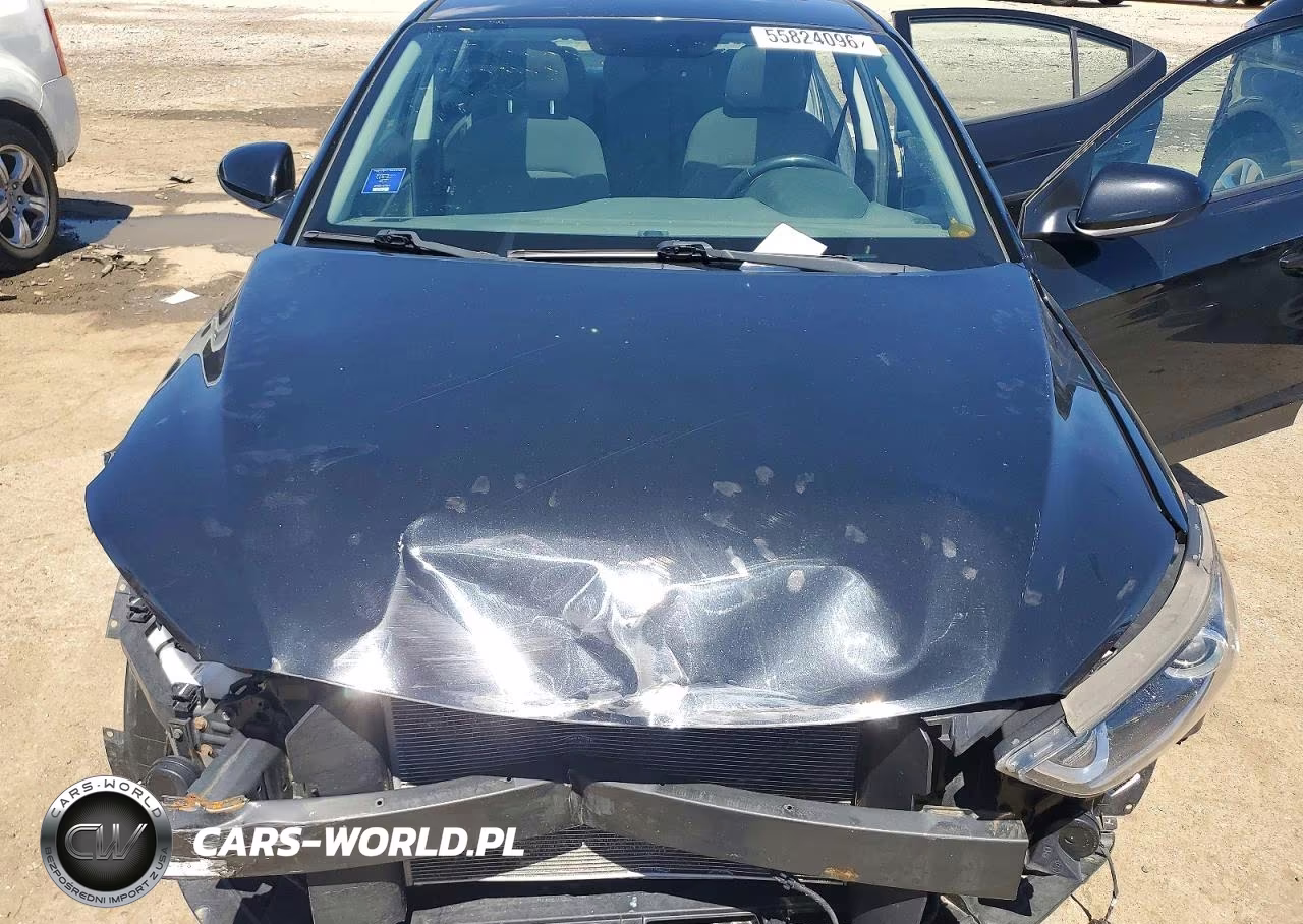 2018 Hyundai Elantra Value Edition VIN:5NPD84LF3JH373460 - 11
