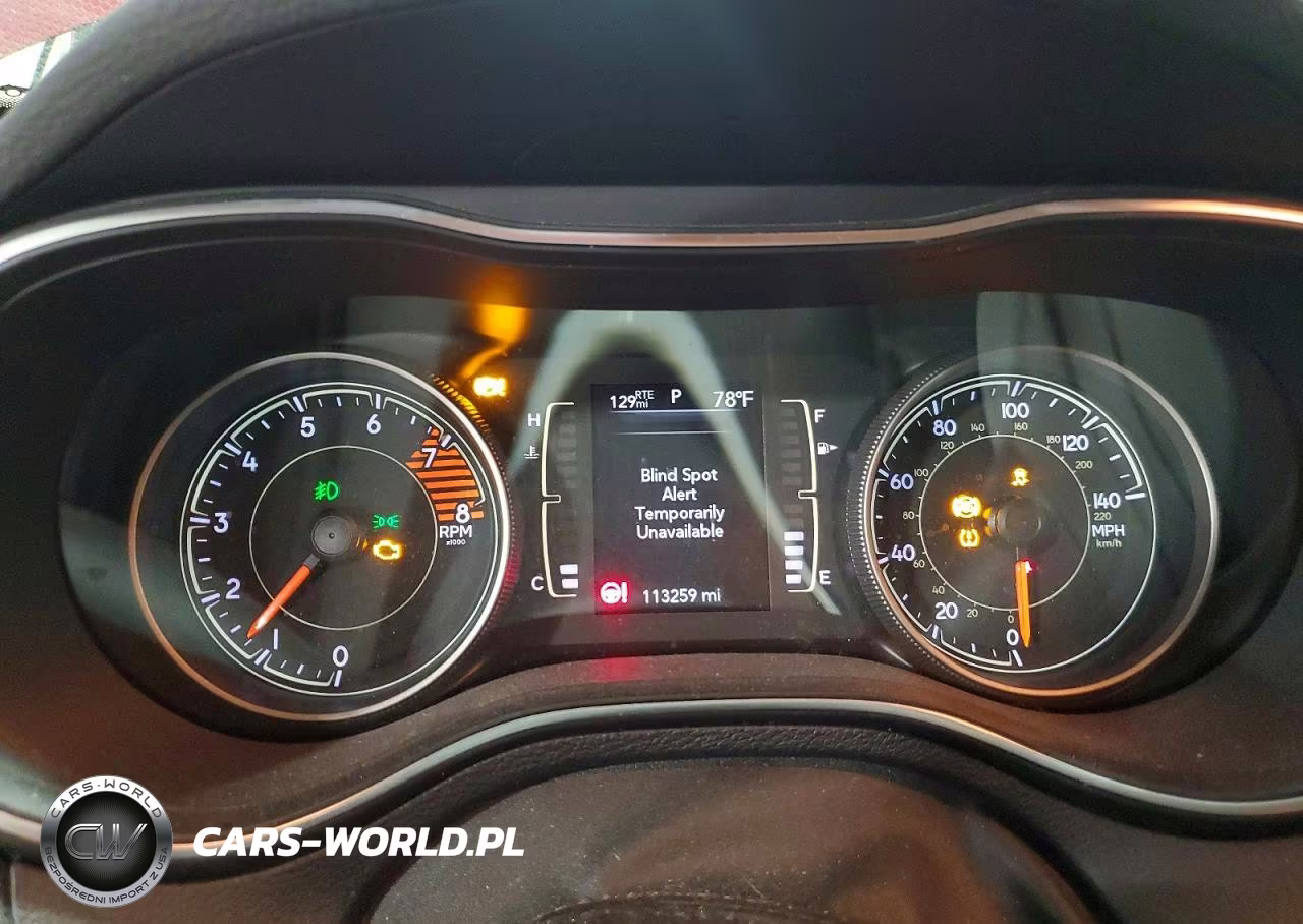 2019 Jeep Cherokee Latitude Plus VIN:1C4PJMLX4KD442156 - 9