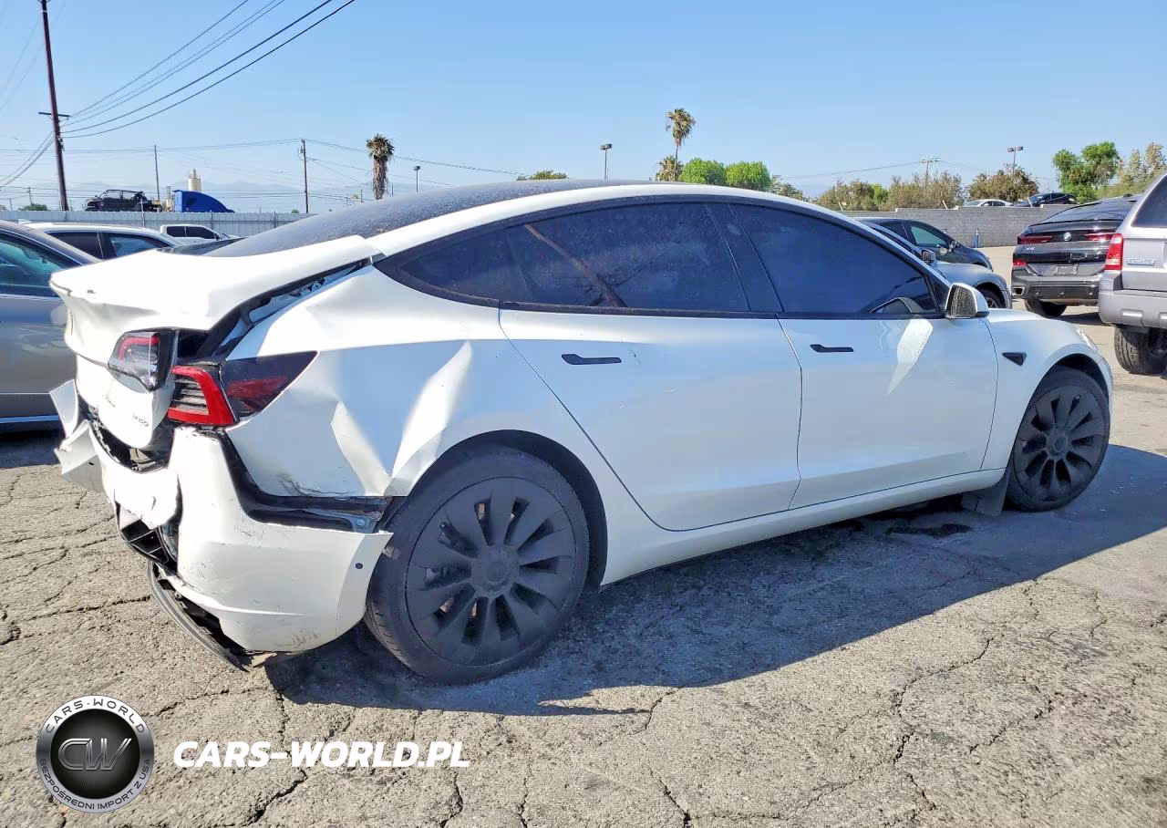 2022 Tesla Model 3 VIN:5YJ3E1EB2NF236611 - 3
