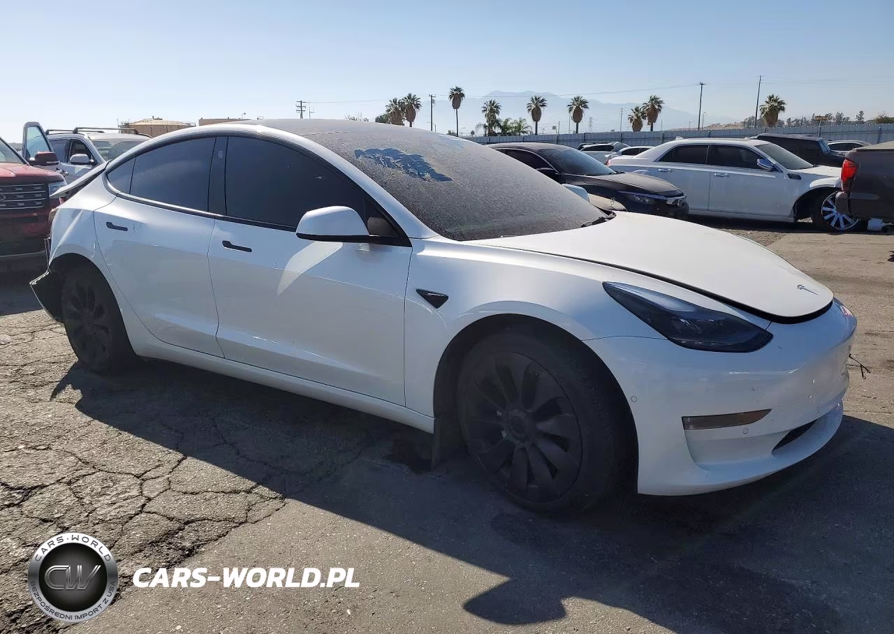 2022 Tesla Model 3 VIN:5YJ3E1EB2NF236611 - 4