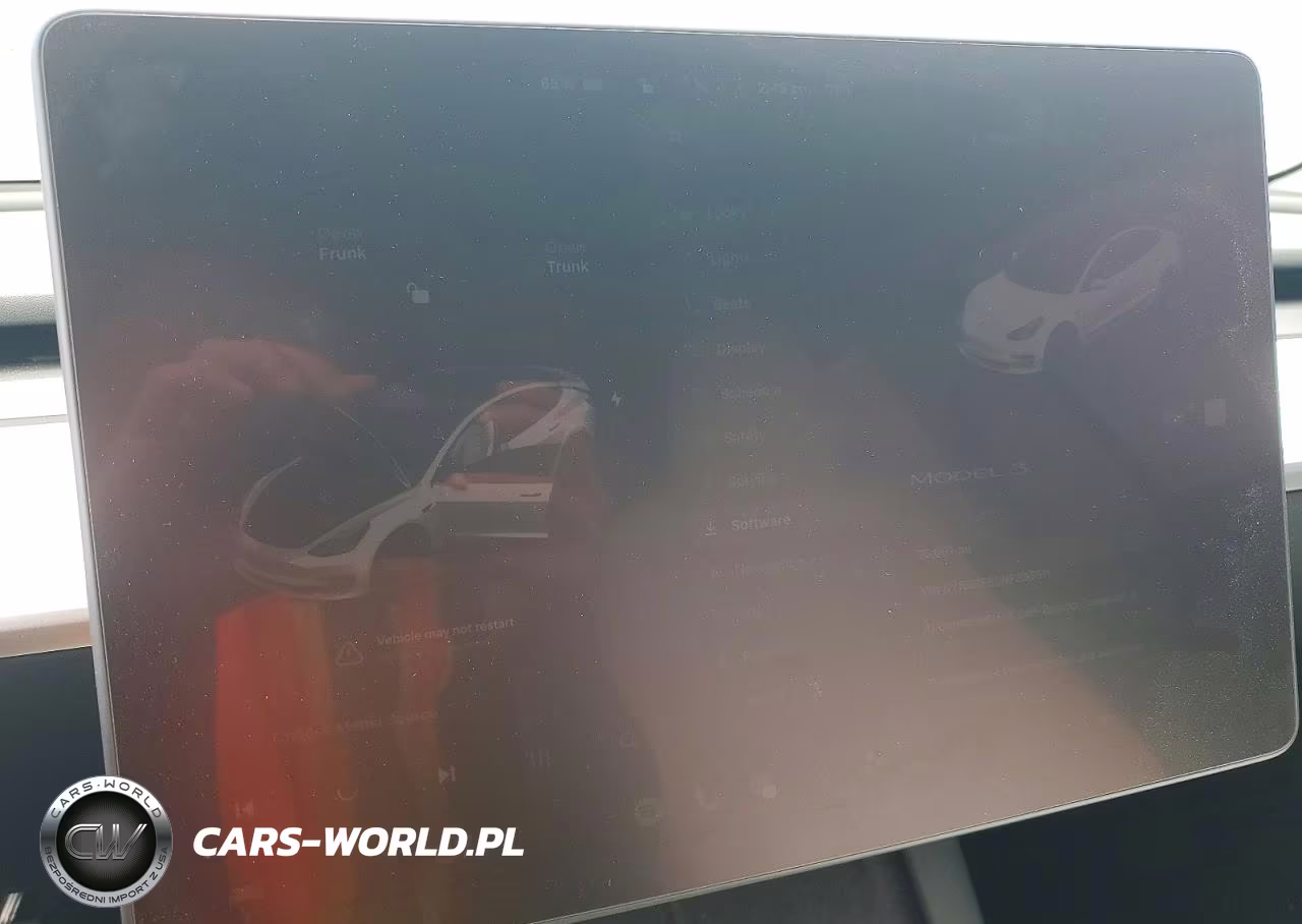 2022 Tesla Model 3 VIN:5YJ3E1EB2NF236611 - 9