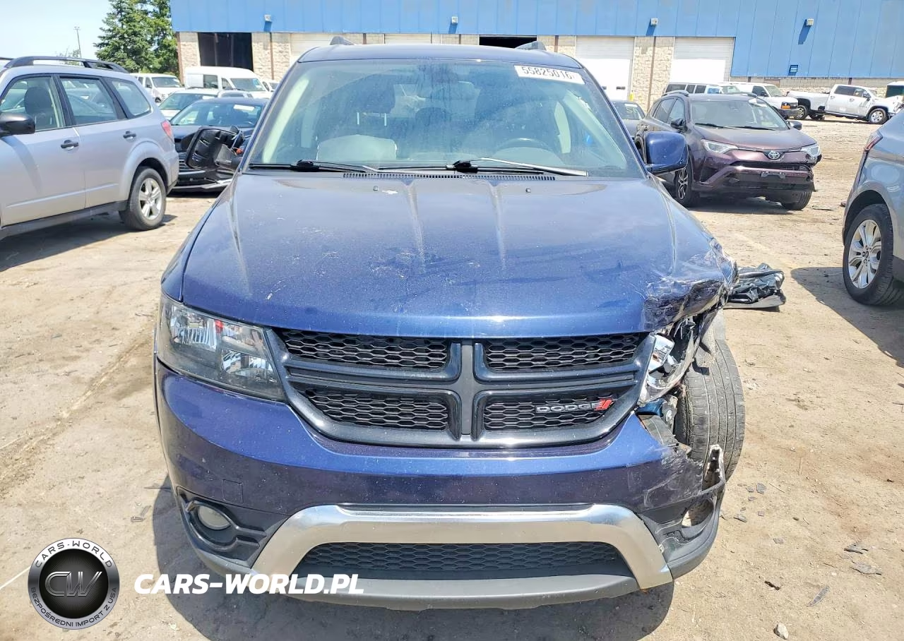 2020 Dodge Journey Crossroad VIN:3C4PDCGBXLT266791 - 5