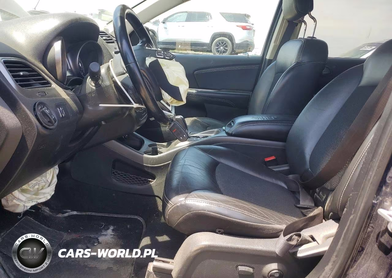 2020 Dodge Journey Crossroad VIN:3C4PDCGBXLT266791 - 7