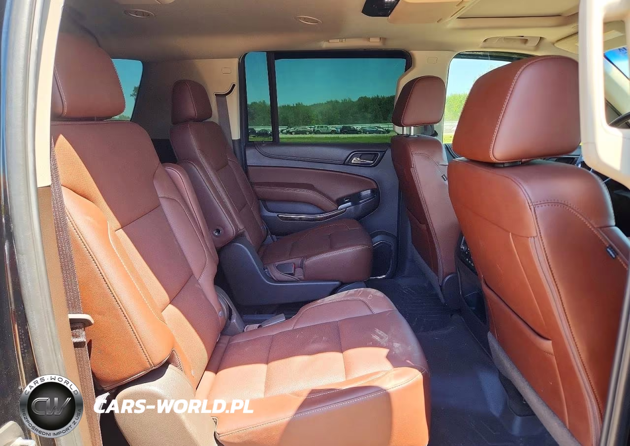 2017 Chevrolet Suburban K1500 Premier VIN:1GNSKJKCXHR408259 - 11