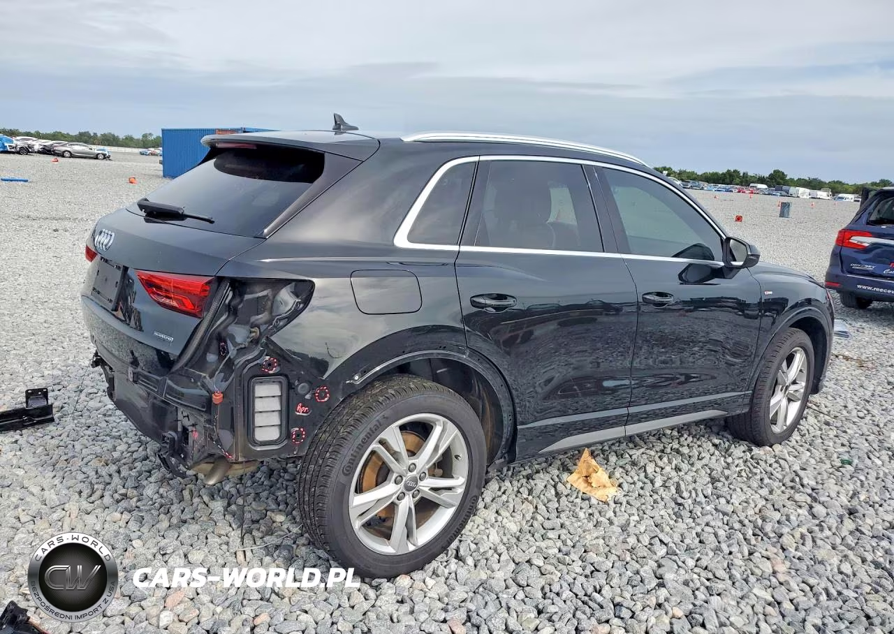 2020 Audi Q3 Premium S Line VIN:WA1DECF39L1060373 - 3