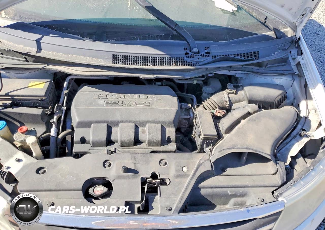 2011 Honda Odyssey Touring VIN:5FNRL5H93BB043752 - 12