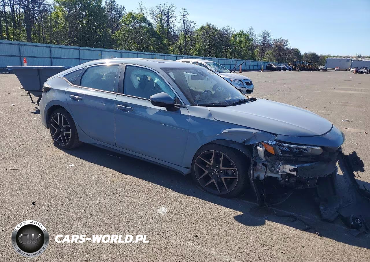 2024 Honda Civic Sport Touring VIN:19XFL1H88RE003282 - 4