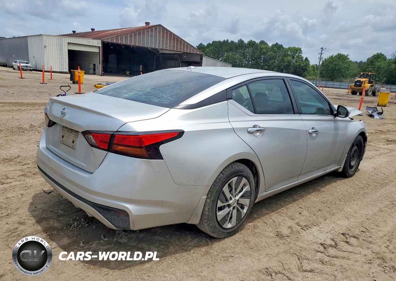 2019 Nissan Altima S VIN:1N4BL4BVXKN323967 - 3