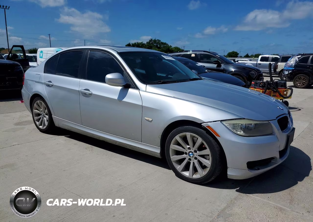 2011 BMW 328 I VIN:WBAPH7C57BE723788 - 4