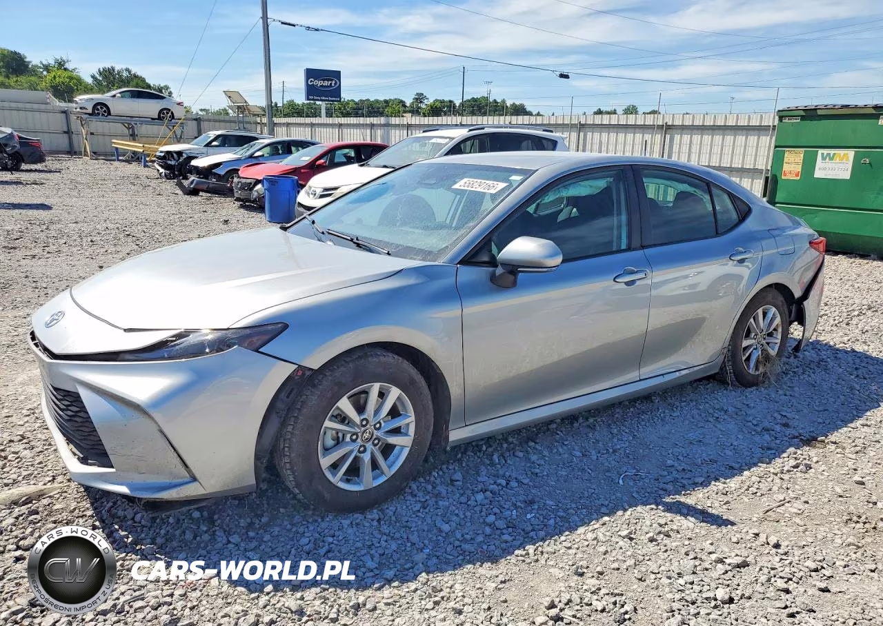 2025 Toyota Camry Le – zdjęcie 1 z 12
