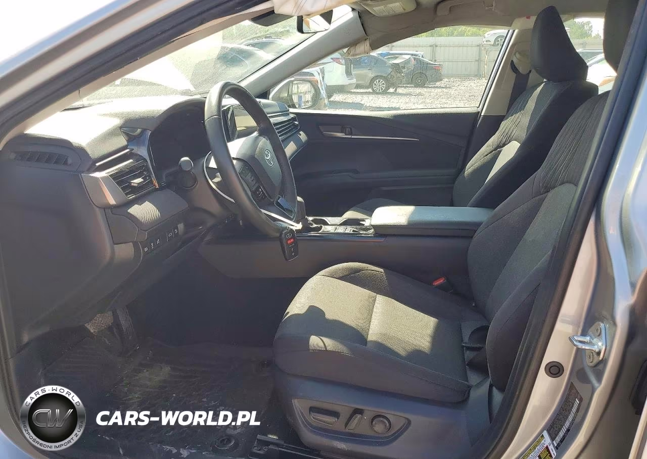 2025 Toyota Camry Le VIN:4T1DAACK4SU023824 - 7