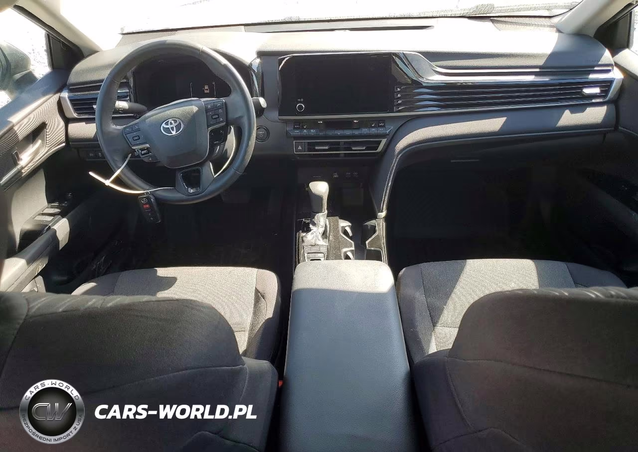 2025 Toyota Camry Le VIN:4T1DAACK4SU023824 - 8