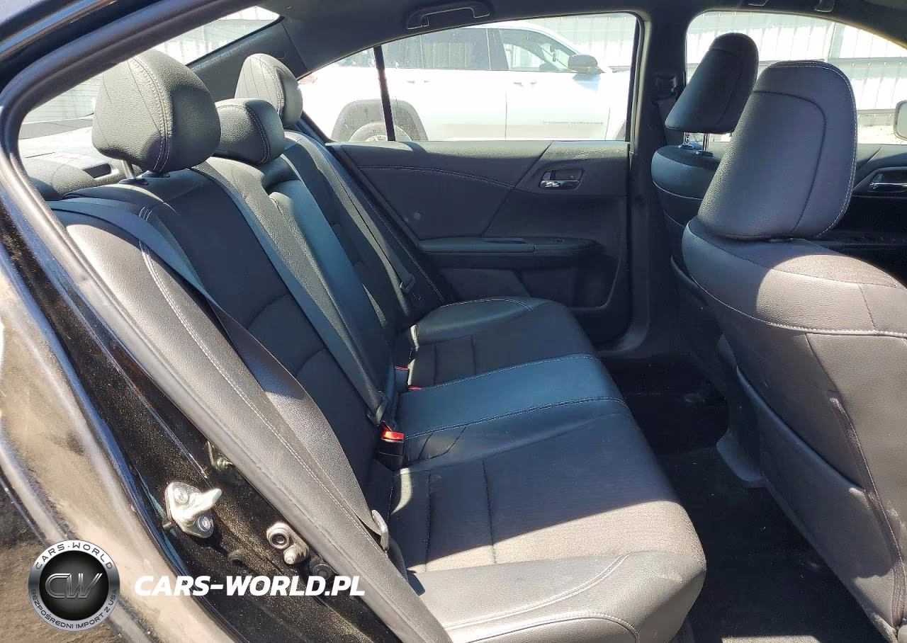 2017 Honda Accord Sport VIN:1HGCR2F59HA086840 - 10