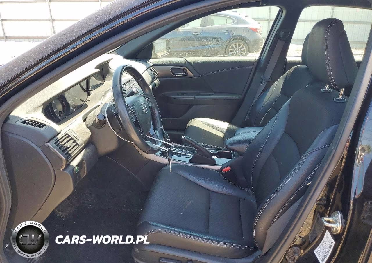 2017 Honda Accord Sport VIN:1HGCR2F59HA086840 - 7
