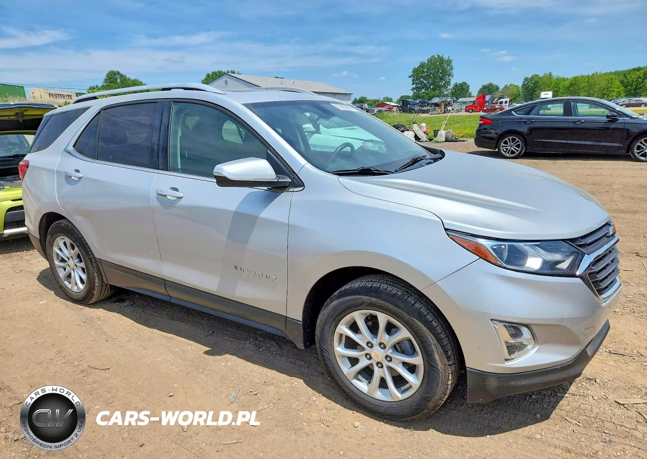 2018 Chevrolet Equinox Lt VIN:2GNAXSEV4J6240006 - 4