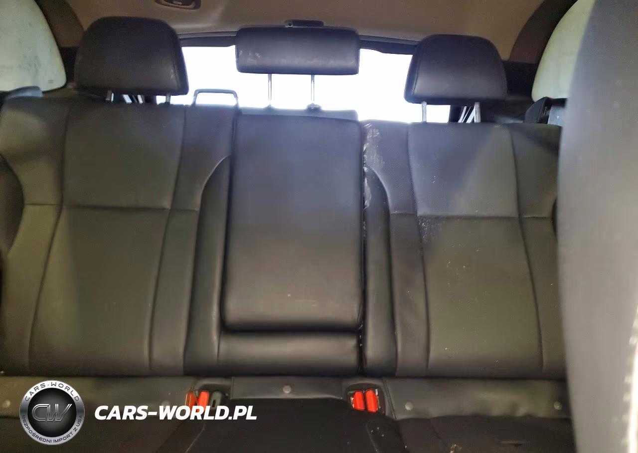 2021 Subaru Outback Limited VIN:4S4BTANC8M3229891 - 10