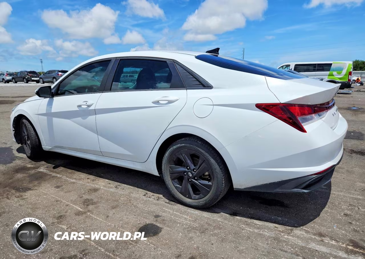 2021 Hyundai Elantra Sel VIN:5NPLM4AG4MH025822 - 2