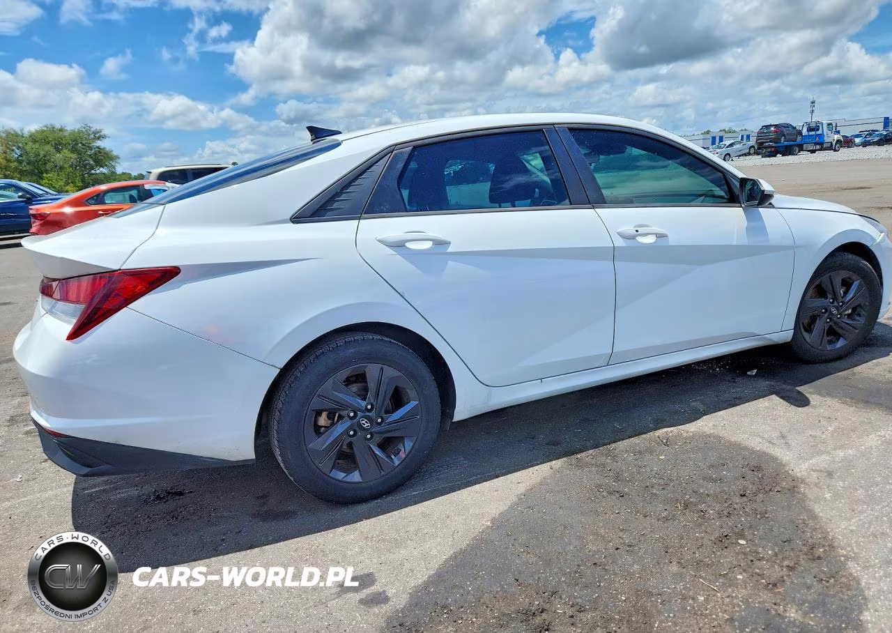 2021 Hyundai Elantra Sel VIN:5NPLM4AG4MH025822 - 3