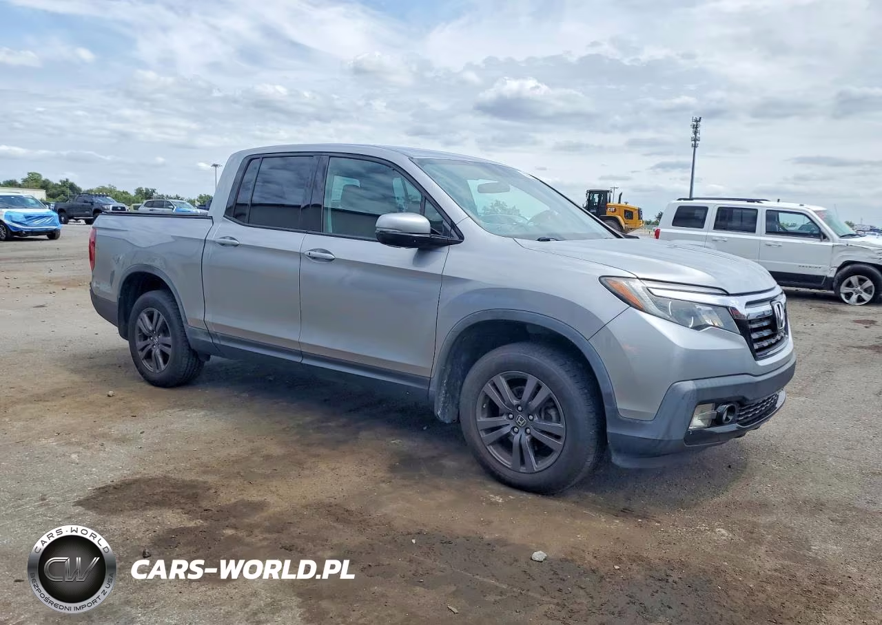 2018 Honda Ridgeline Sport VIN:5FPYK3F19JB017694 - 4