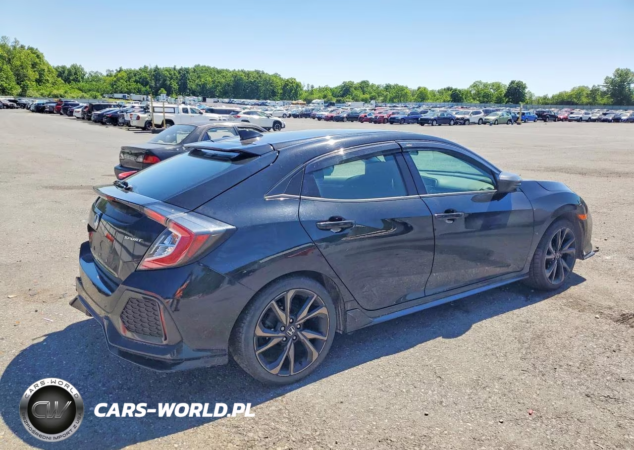 2018 Honda Civic Sport VIN:SHHFK7G42JU226855 - 3