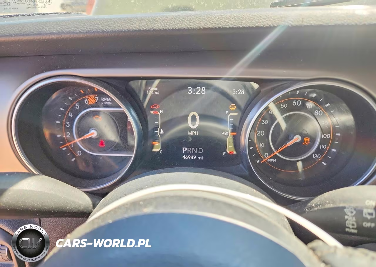 2020 Jeep Wrangler Unlimited Sport VIN:1C4HJXDN4LW301645 - 9