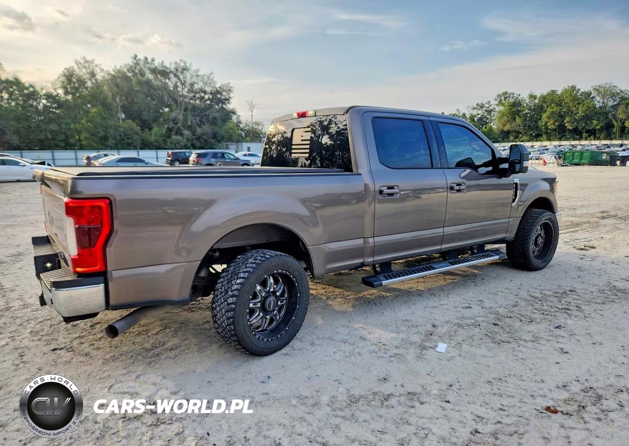 2019 Ford F250 Super Duty VIN:1FT7W2A61KEG66351 - 3