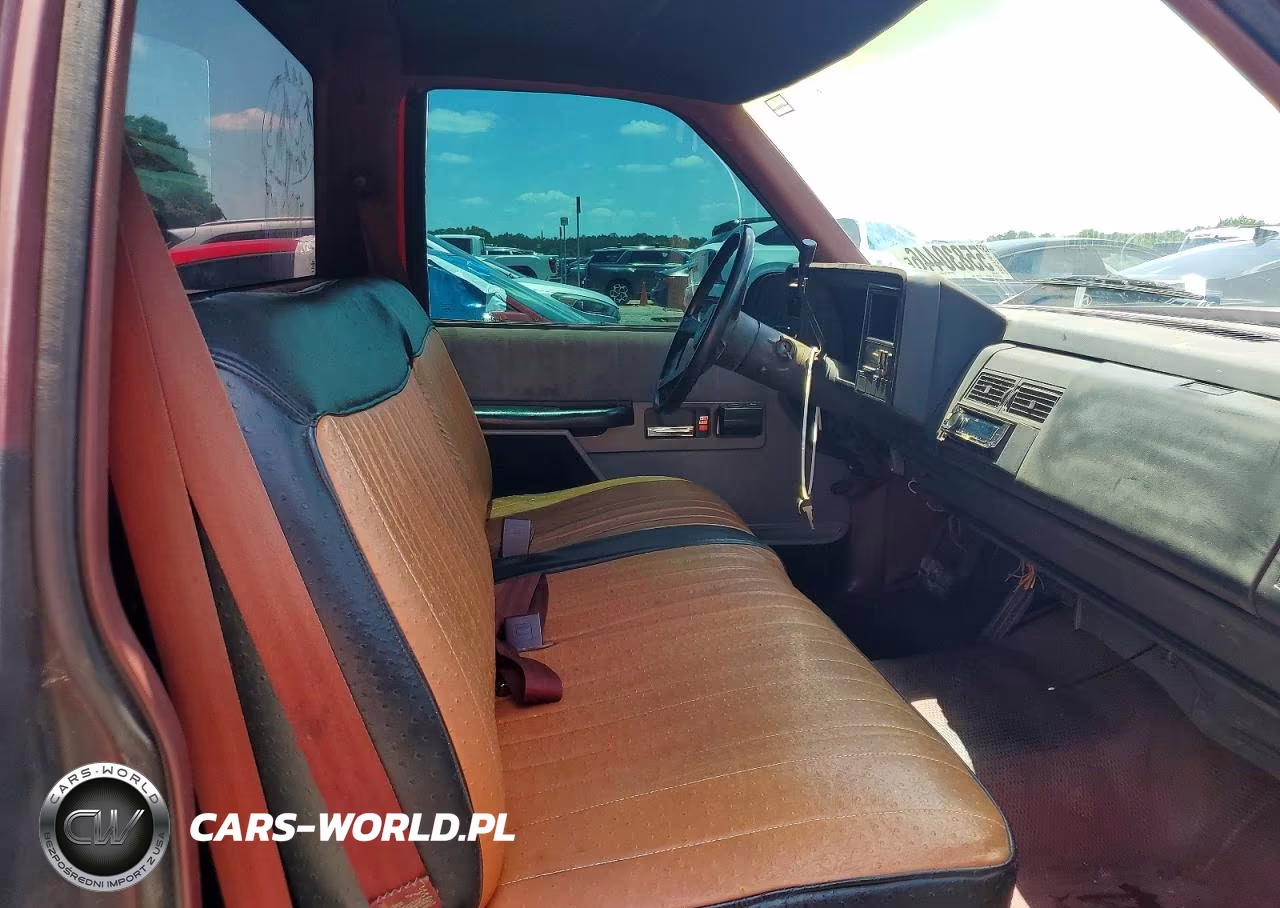 1988 Chevrolet Gmt-400 C1500 VIN:1GCDC14Z0JZ318110 - 10